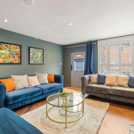 Вилла 33 Bailgate, Линкольн Экстерьер фото